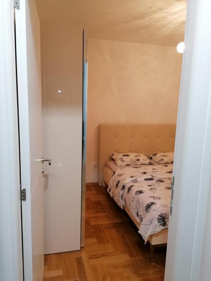 Apartman Venezija Apartment Banja Luka Bagian luar foto