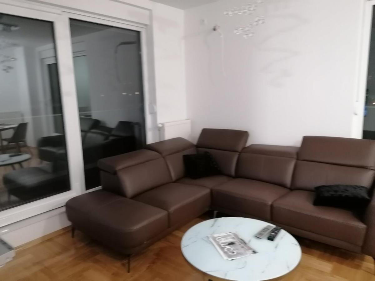 Apartman Venezija Apartment Banja Luka Bagian luar foto